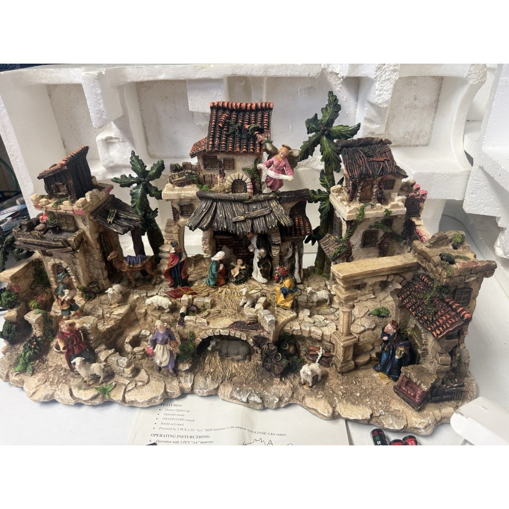Vtg Lg Musical Illuminated Town of Bethlehem Sound activated JC Penney Home RARE